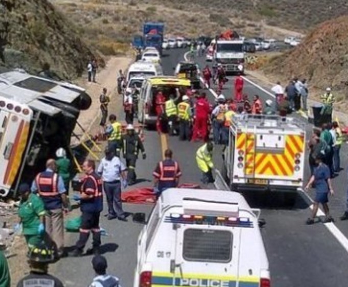 South Africa Truck and mini bus accident